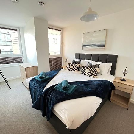 סאות'המפטון 2 Bedroom, 2 Bathroom Modern Apartment Close To Ocean Village, Free Parking, Single Or Double Beds מראה חיצוני תמונה